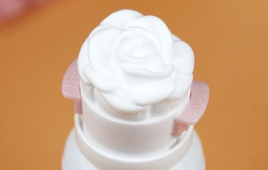 洁面慕斯是什么意思 敏感肌肤最爱的洗面奶之一